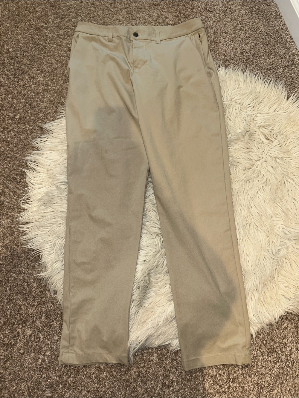 Lululemon Men's size 33 ABC Classic Fit Chino Pants - Khaki